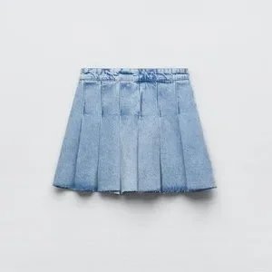 新品未使用♡シェリエ♡box pleated denim skirt Zara | Skirts | Zara Pleated Denim Skirt | Poshmark